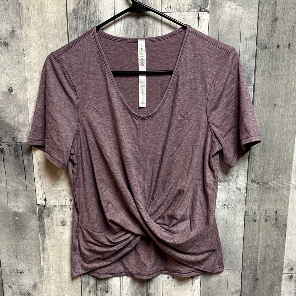 lululemon athletica Mauve Twist Front Tee